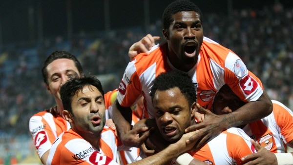 Adana'y Mbilla uurdu!